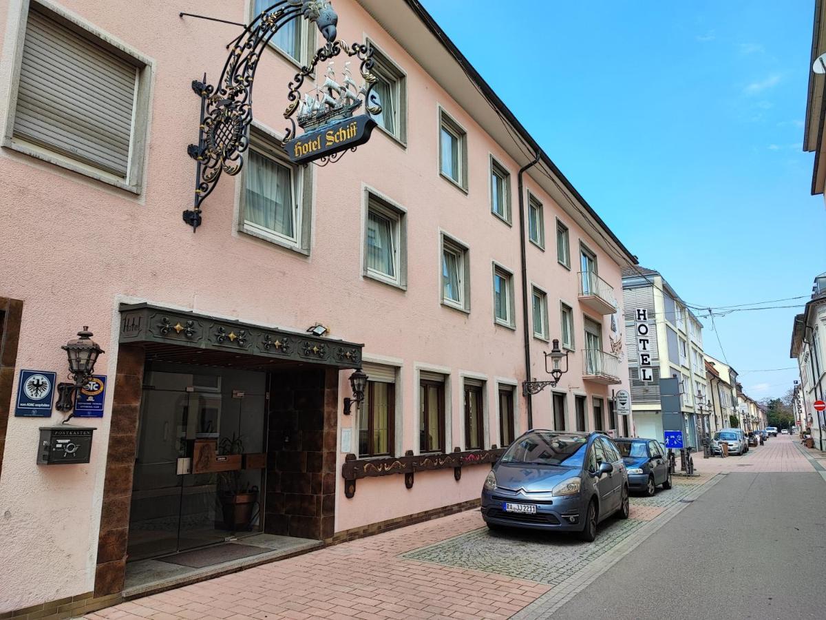 Hotel Schiff Rastatt Bagian luar foto